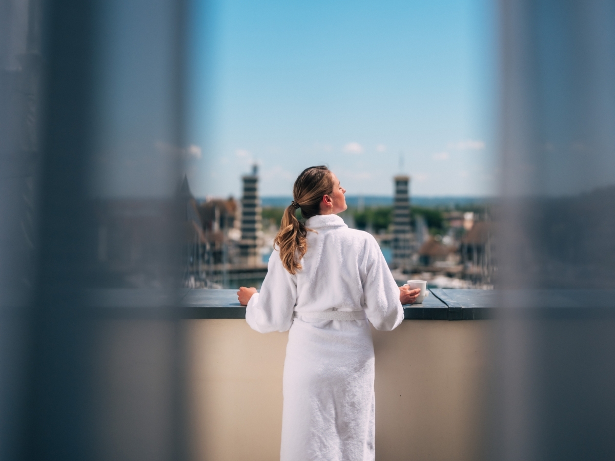 hotel mgallery thalasso normandie cure deauville thalassotherapie trouville thalassotherapy seawater treatments spa spa marin yoga pilates sport club sport aquabike aquapilates aqua fitness longe cote sea walk beach walk
